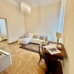 Contesso Luxury *