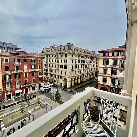 Contesso Luxury Apartman *