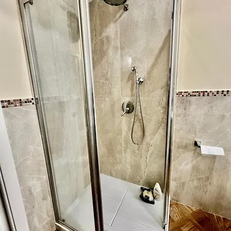 Contesso Luxury דירה *